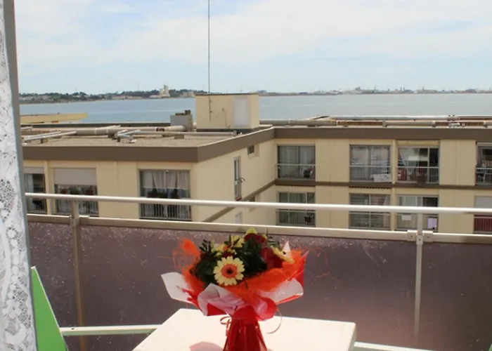Apartmán Cosy Avec Balcon Proche Des Thermes - Animaux Admis, Parking Privatif - Fr-1-503-45 Balaruc-les-Bains