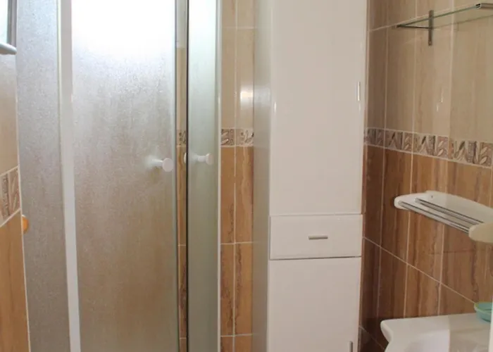 Apartmán Cosy Avec Balcon Proche Des Thermes - Animaux Admis, Parking Privatif - Fr-1-503-45 *